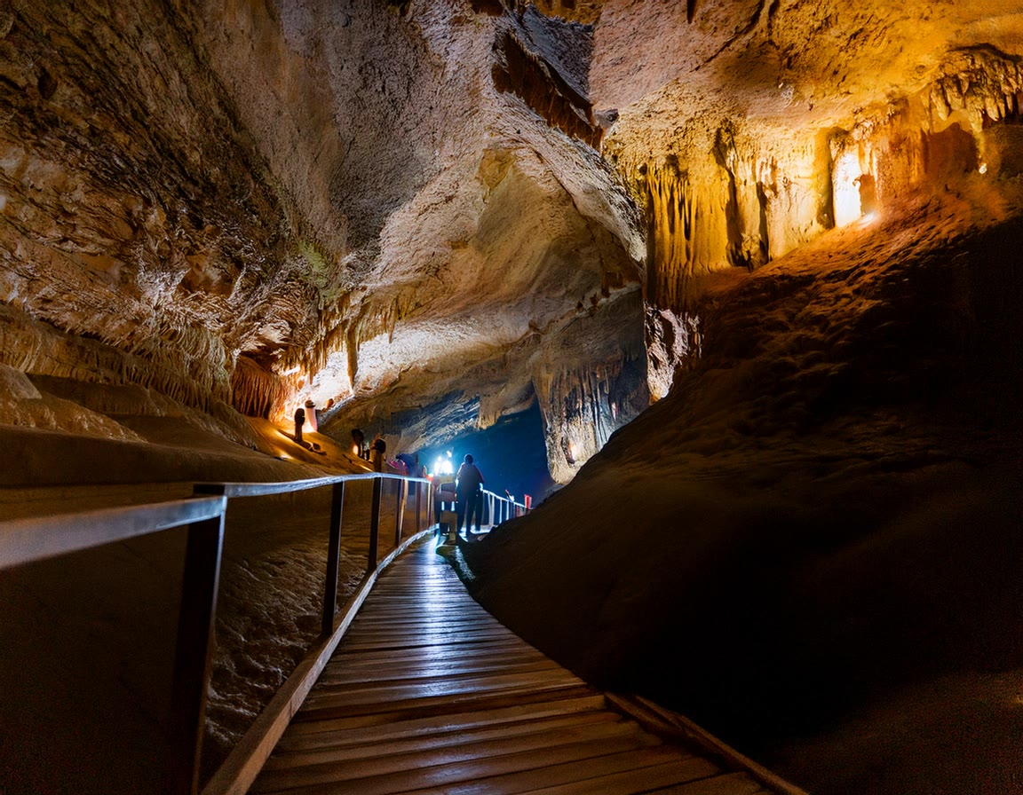 Top 20 Longest Caves in the World